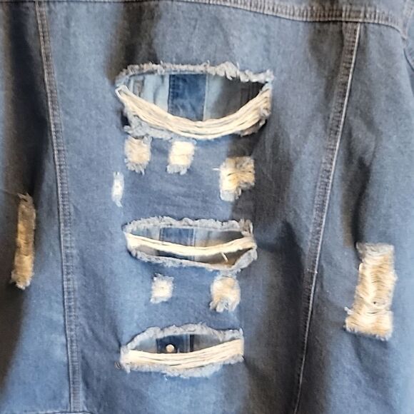 Basic Denim- Jean Jkt. Blue. Distressed look & 3 cutouts in back. 3X - Picture 6 of 8